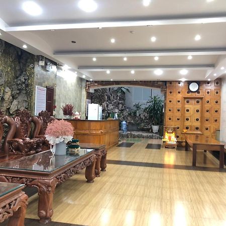Hoang Linh Hotel Buôn Ma Thuột Exteriör bild