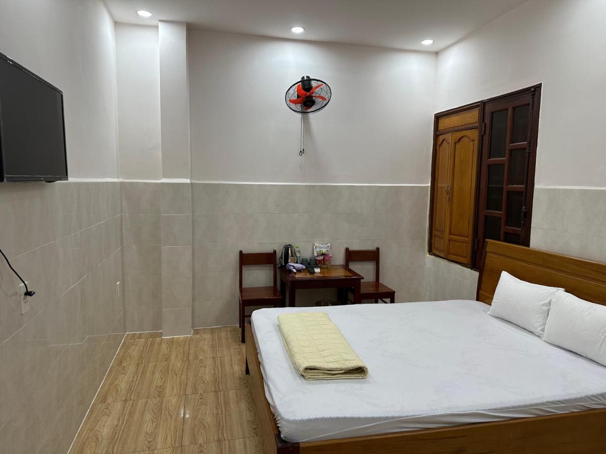 Hoang Linh Hotel Buôn Ma Thuột Exteriör bild