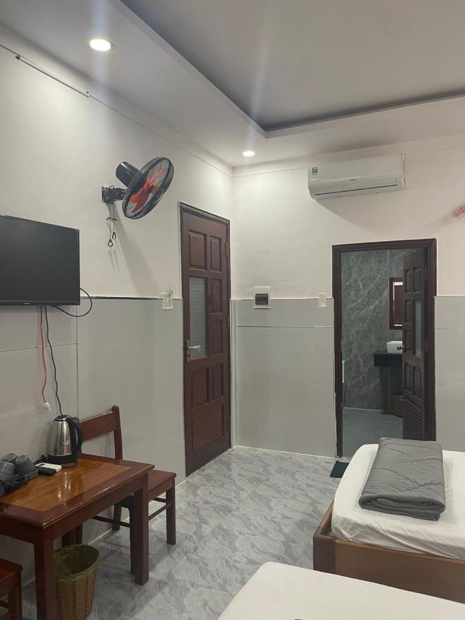 Hoang Linh Hotel Buôn Ma Thuột Exteriör bild