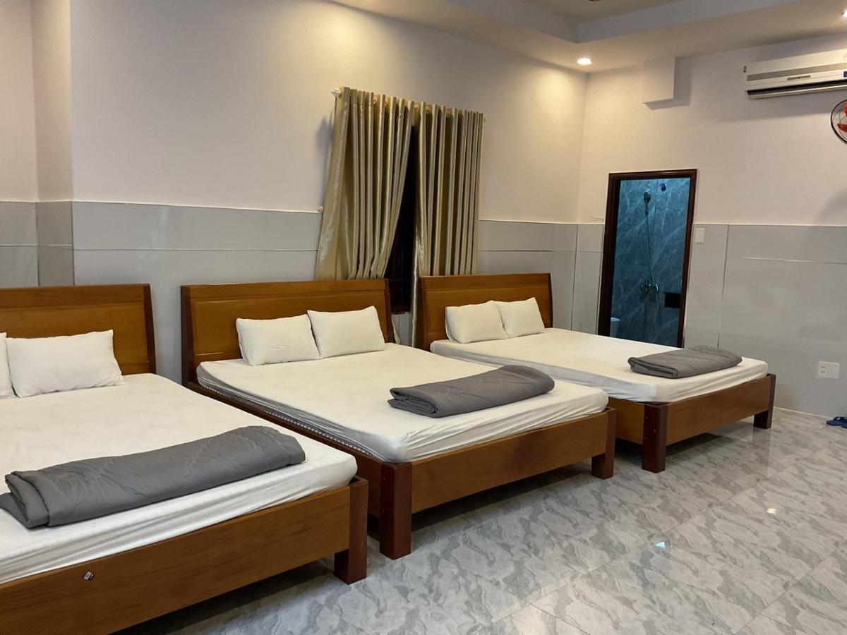 Hoang Linh Hotel Buôn Ma Thuột Exteriör bild