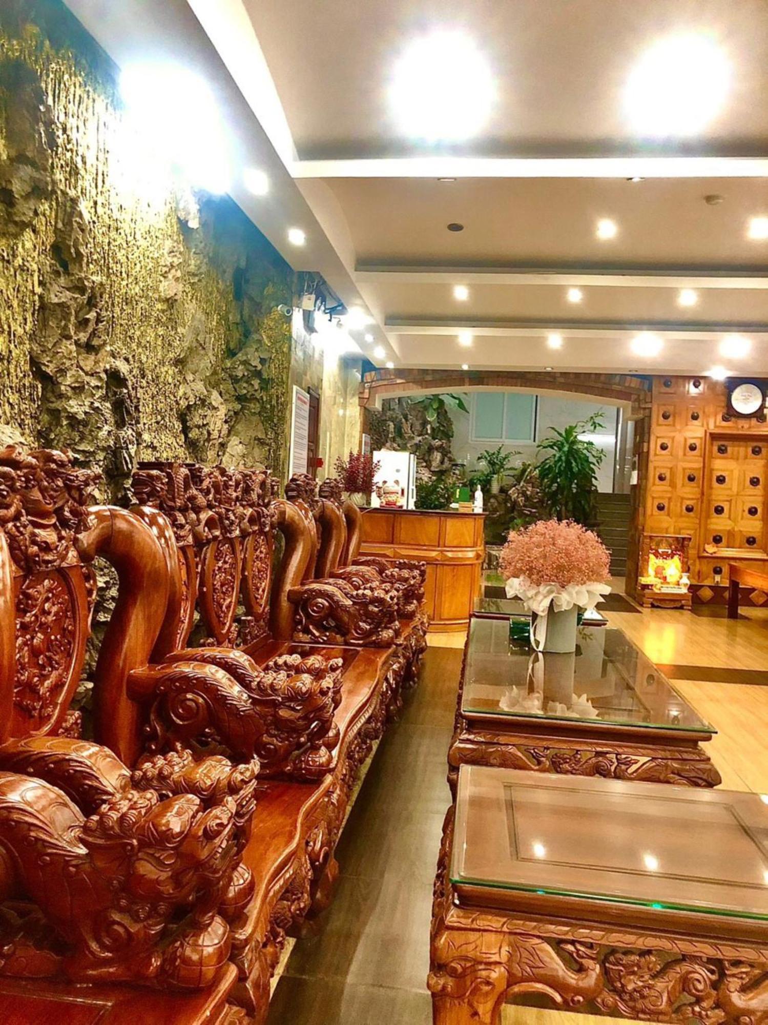 Hoang Linh Hotel Buôn Ma Thuột Exteriör bild
